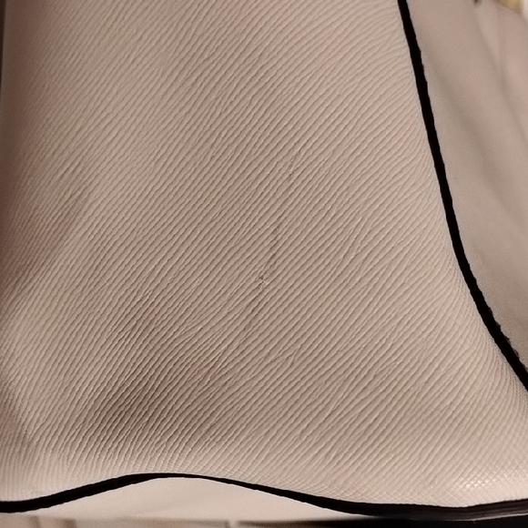 Kate Spade Saffiano Leather Cream Tote Bag - Picture 9 of 10